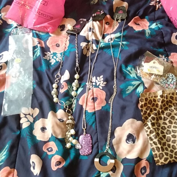 paparazzi Jewelry - 3 necklaces w/matching earrings